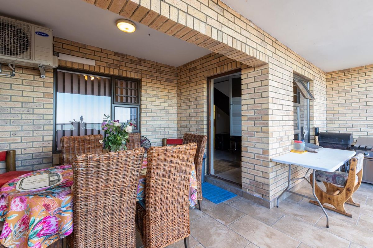 Modern Double Volume Duette with Sea Views in Seemeeupark - Photo 3