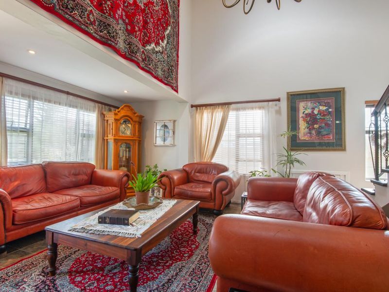 House For Sale in Stilbaai Wes, Stilbaai, Western Cape - Photo 4