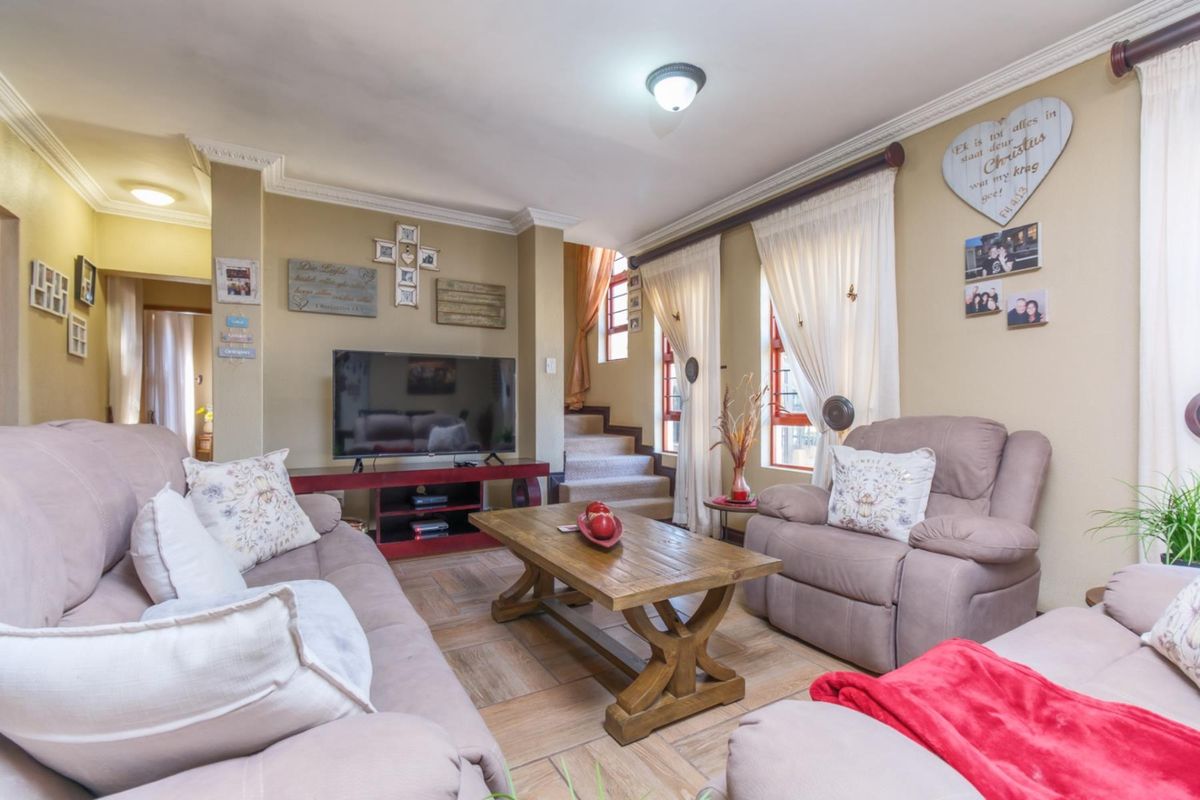 A Rare Opportunity to Own Timeless Elegance with Panoramic Views and Modern Comforts - Photo 4