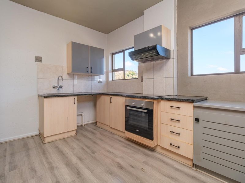 Stunning two bedroom duplex apartment to rent in Blackheath. - Photo 8