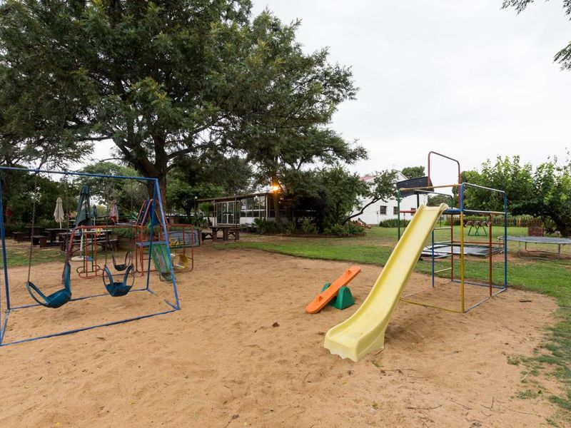 IDEALLY LOCATED 25,000m COMMERCIAL LAND ON MAIN ROAD KYALAMI - Photo 3