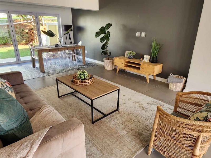 Townhouse For Sale in Kindlewood Estate, Mount Edgecombe, KwaZulu Natal - no transfer duty - Photo 4