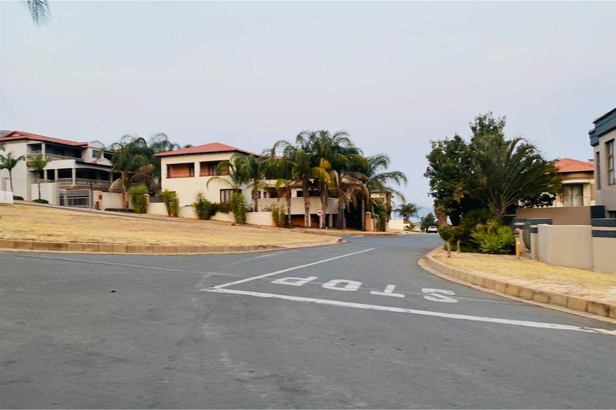 Vacant Land For Sale in Kosmos Ridge, Hartbeespoort, North West - Photo 5