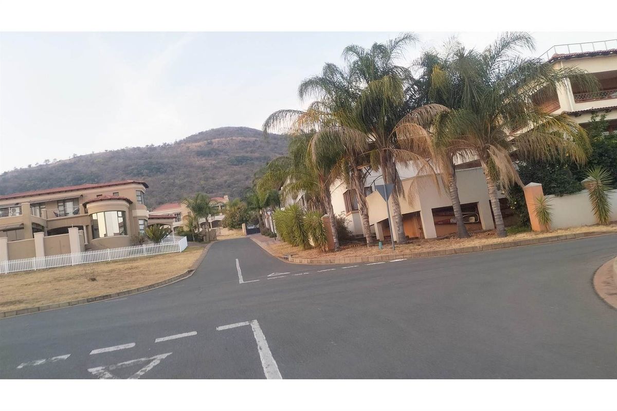 Vacant Land For Sale in Kosmos Ridge, Hartbeespoort, North West - Photo 4
