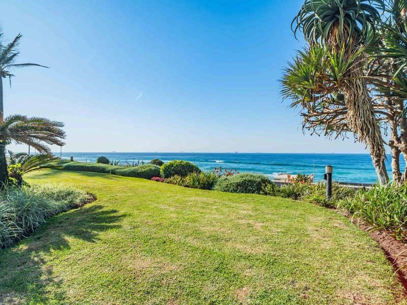 FRONT-ROW BEACHFRONT LIVING IN UMHLANGA Central, Umhlanga, KwaZulu Natal - Photo 2