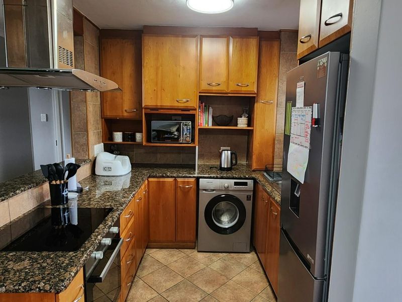 Simplex For Sale in Umgeni Park, Durban North, KwaZulu Natal - Photo 3