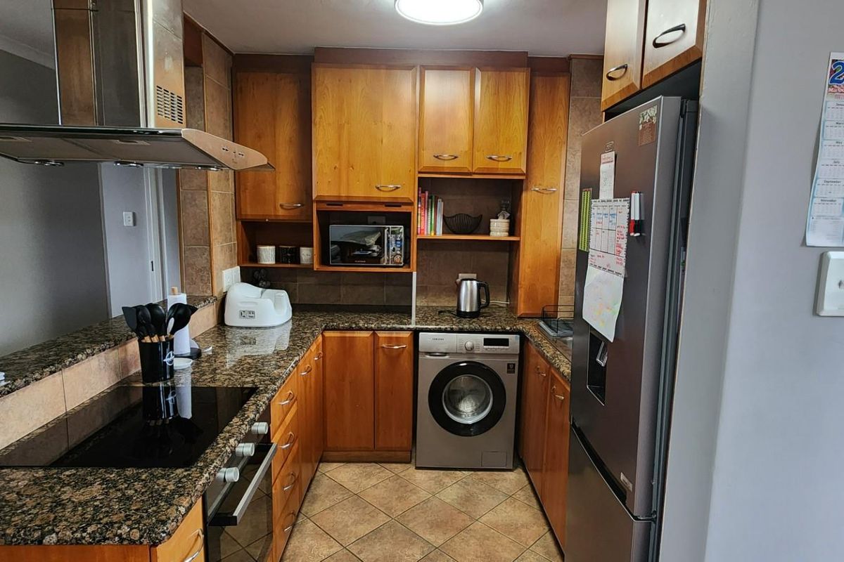 Simplex For Sale in Umgeni Park, Durban North, KwaZulu Natal - Photo 3