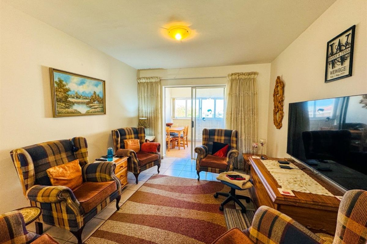 Centrally Located Value for Money Apartment For Sale in Hartenbos - Photo 5