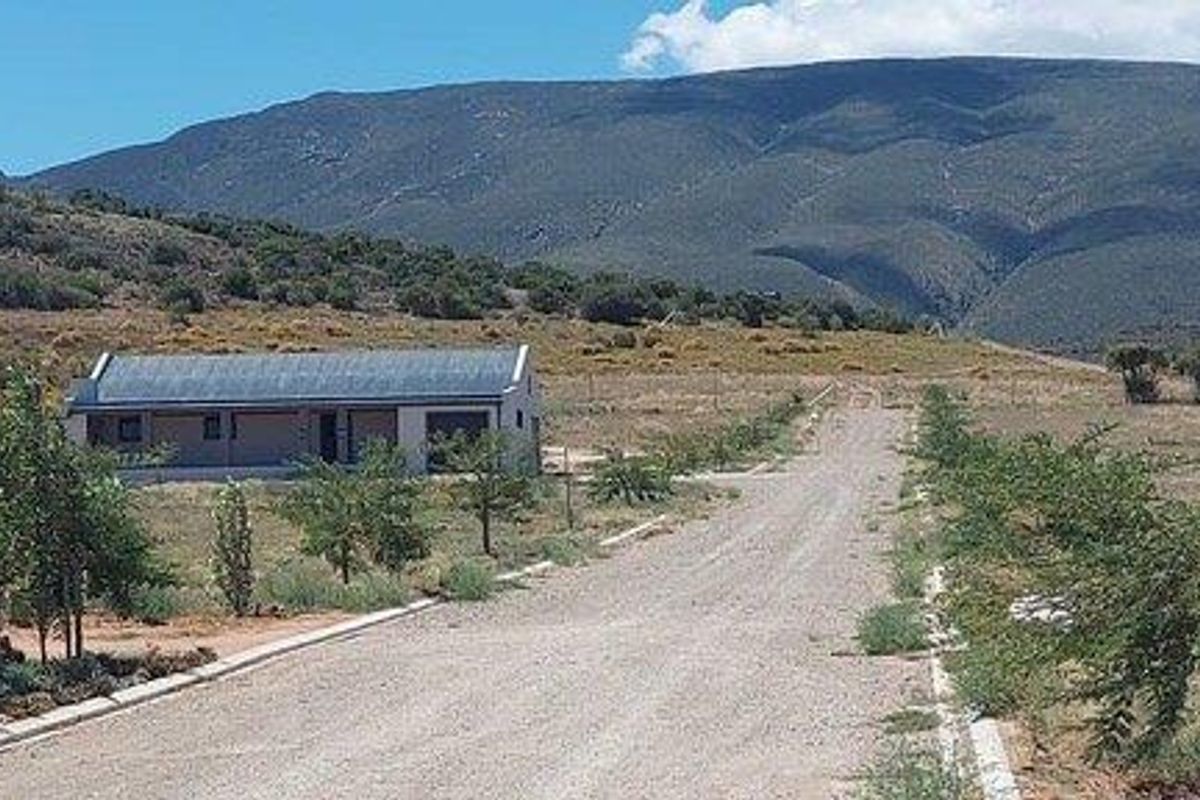 House For Sale in Van Wyksdorp, Ladismith - Photo 3