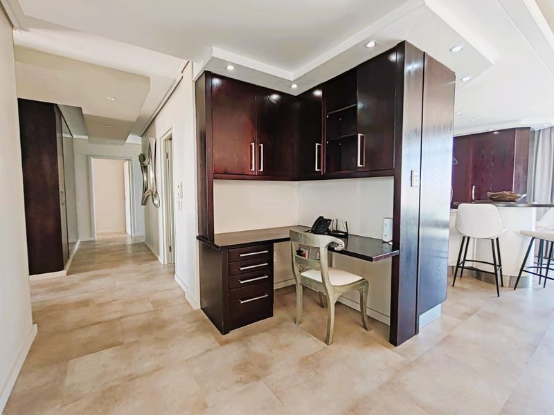 Penthouse Apartment For Sale in Blouberg - Photo 9