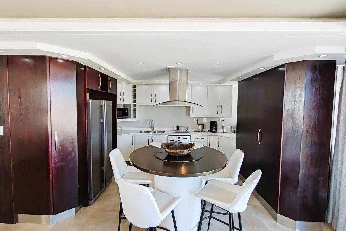Penthouse Apartment For Sale in Blouberg - Photo 5
