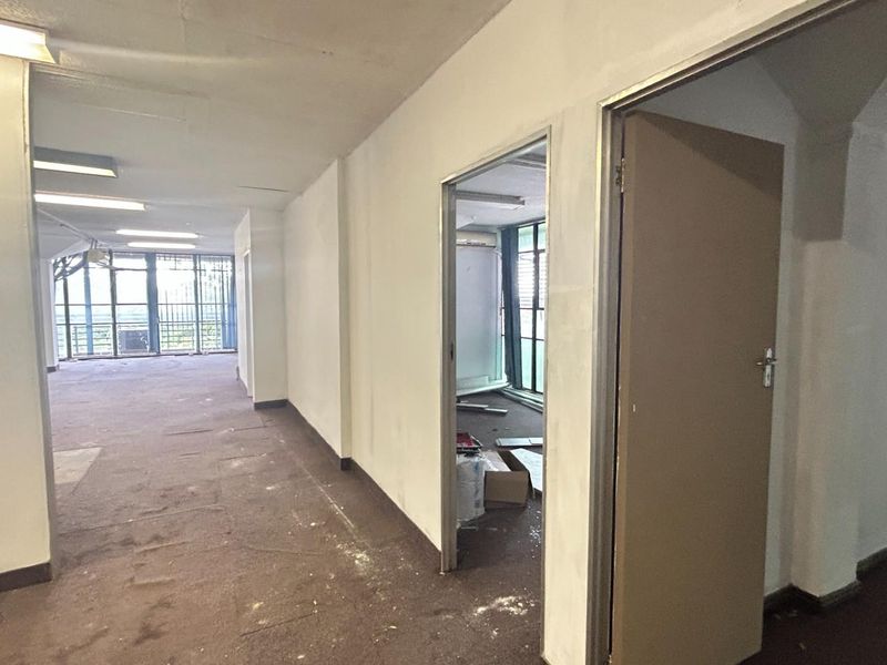 Commercial Property For Sale in Lynnwood, Pretoria - Photo 9