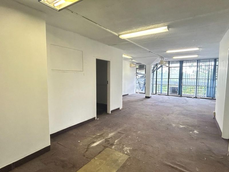 Commercial Property For Sale in Lynnwood, Pretoria - Photo 10