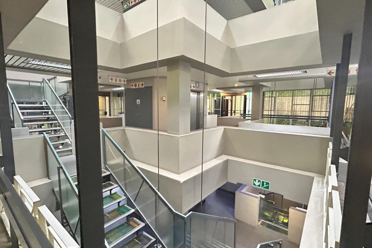 Commercial Property For Sale in Lynnwood, Pretoria - Photo 3