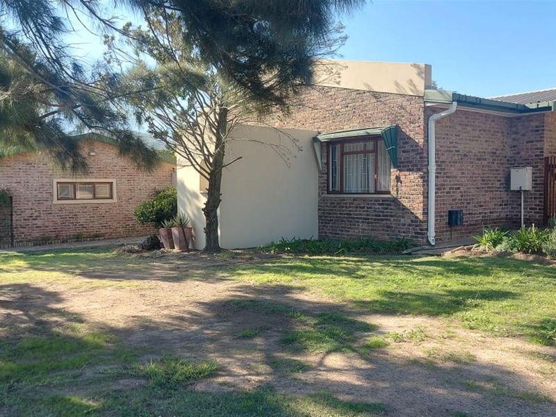 House SOLD in Ladismith - Photo 4
