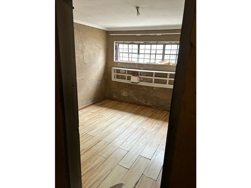 5 bed House For Sale in Blue Downs - Photo 9