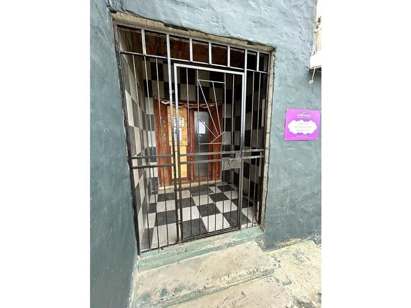 5 bed House For Sale in Blue Downs - Photo 8