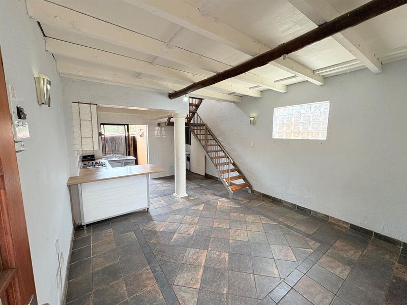 Cottage To Rent in Florida, Roodepoort - Photo 1