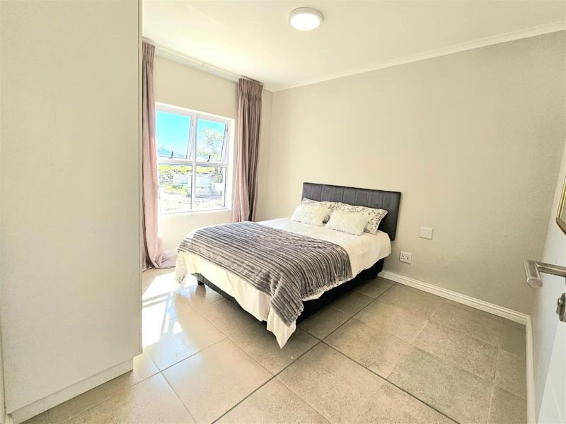 Apartment For Sale in Bellair, Bellville - Photo 4