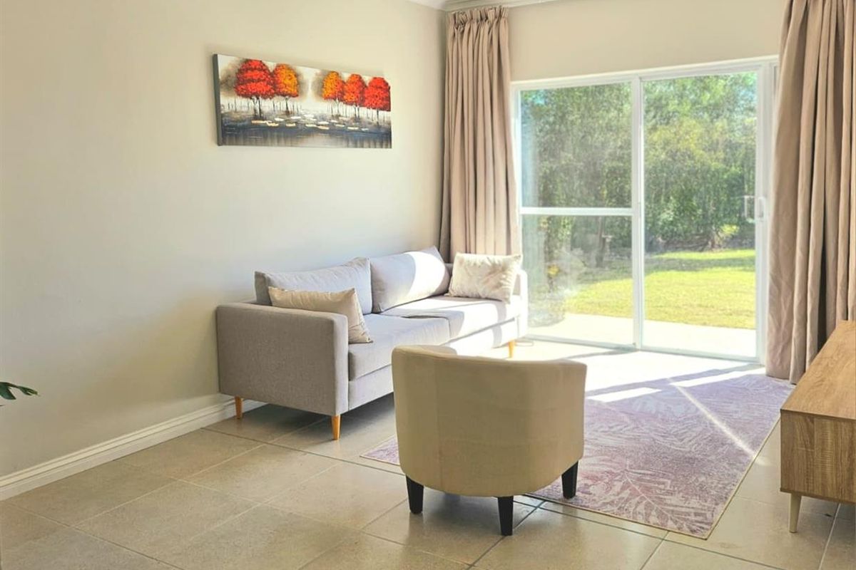 Apartment For Sale in Bellair, Bellville - Photo 2