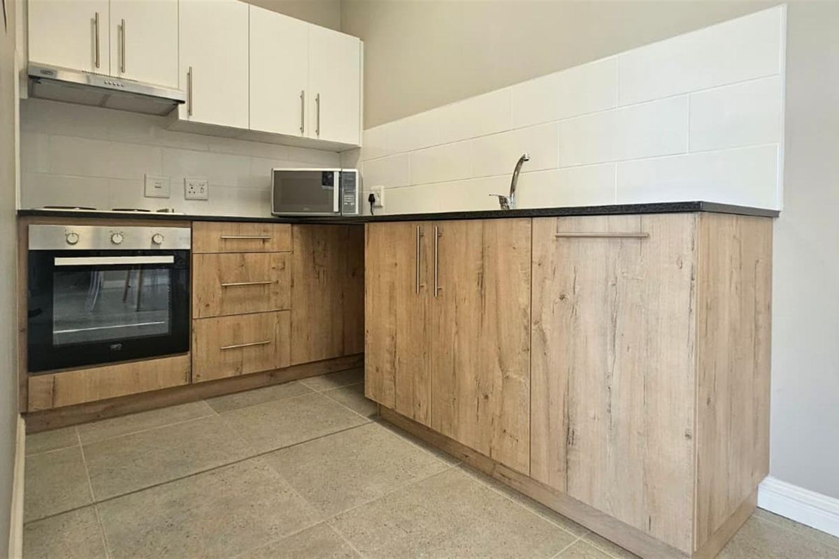 Apartment For Sale in Bellair, Bellville - Photo 4