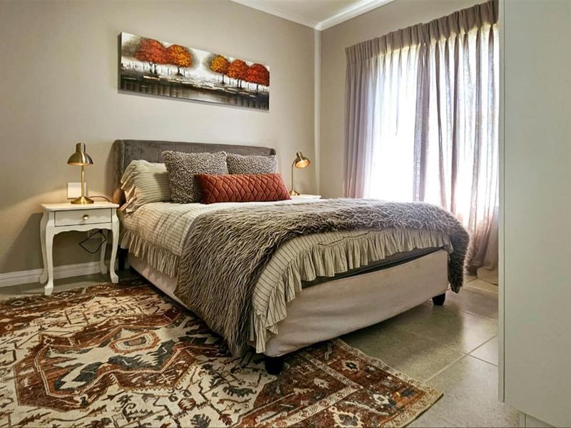 Apartment For Sale in Bellair, Bellville - Photo 2