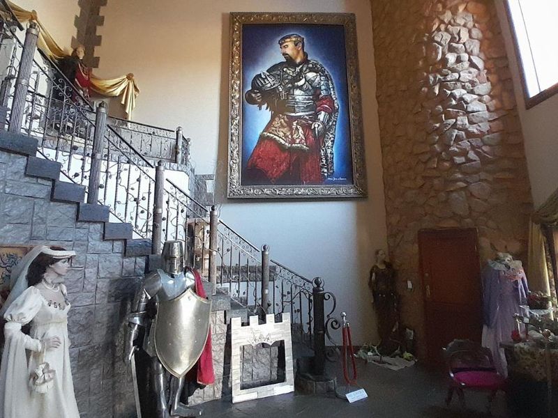 Iconic Medieval Boutique Hotel - Premier Event Destination - Photo 5