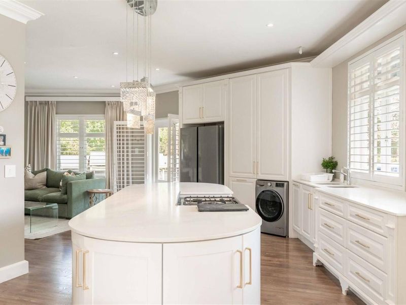 The Perfect Home For You! - Photo 9