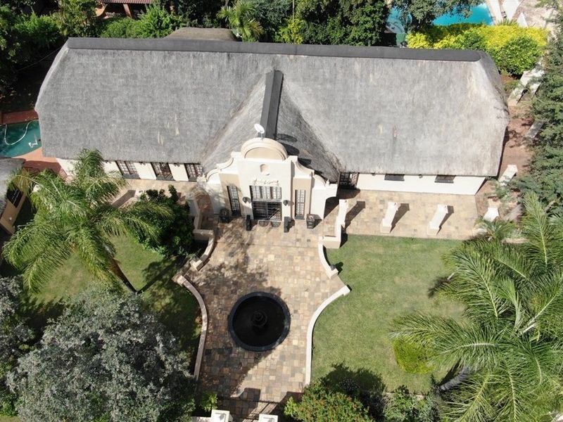 Charming Cape Dutch Retreat for Sale in Sought-After Bela Bela - Photo 2