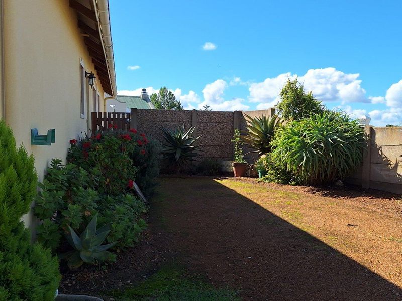 Townhouse For Sale in Riversdale - Photo 4