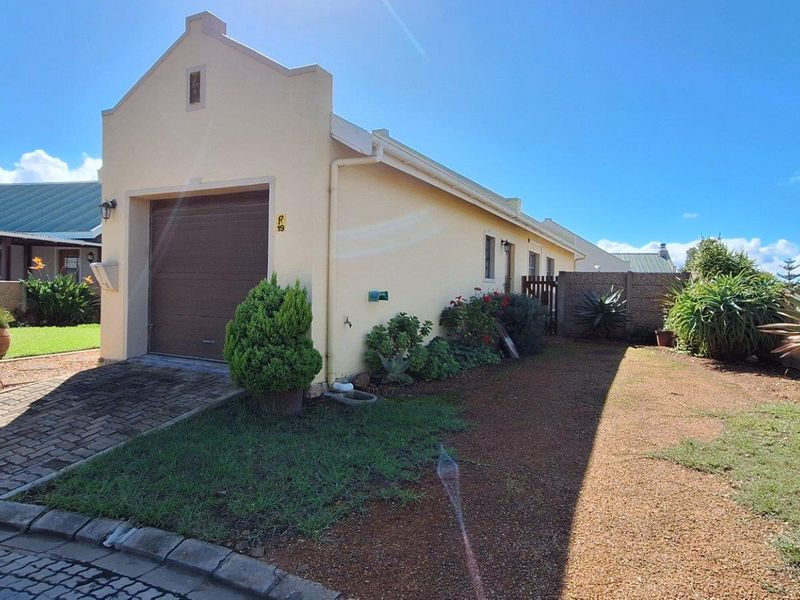 Townhouse For Sale in Riversdale - Photo 3
