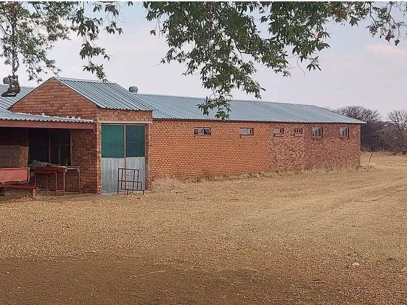 WATER IN ABUNDANCE - FARM 10KM FROM MOOKGOPONG - Photo 9