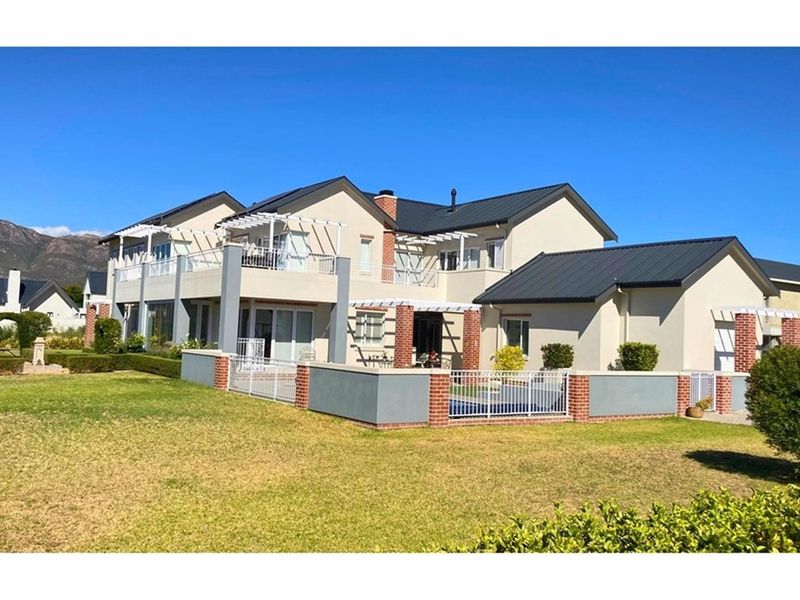 House For Sale in Val de Vie Estate, Paarl - Photo 3