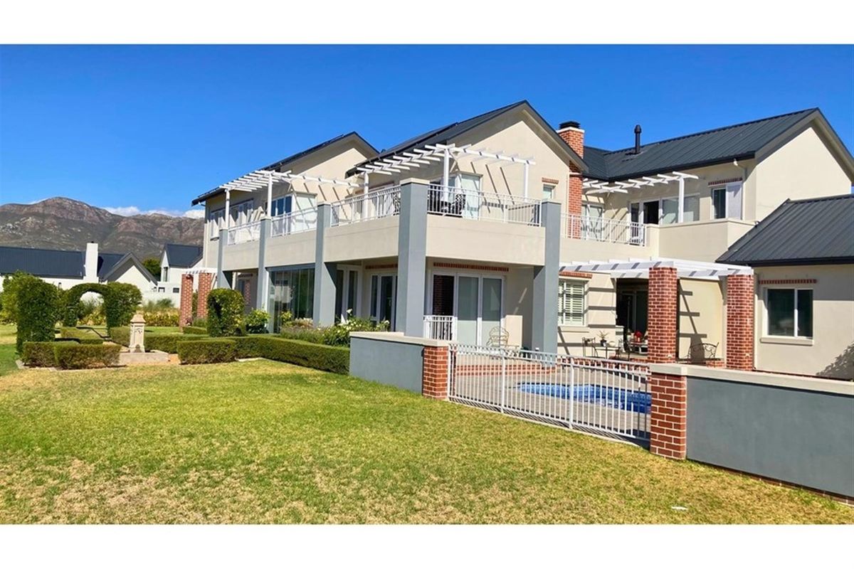House For Sale in Val de Vie Estate, Paarl - Photo 5