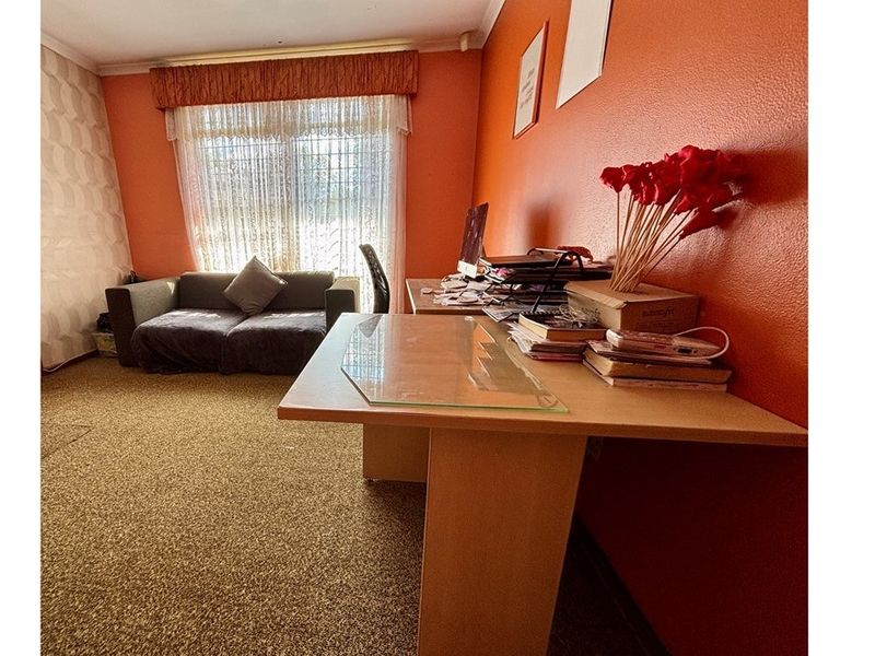 House For Sale in Sasolburg Ext 23, Sasolburg - Photo 2