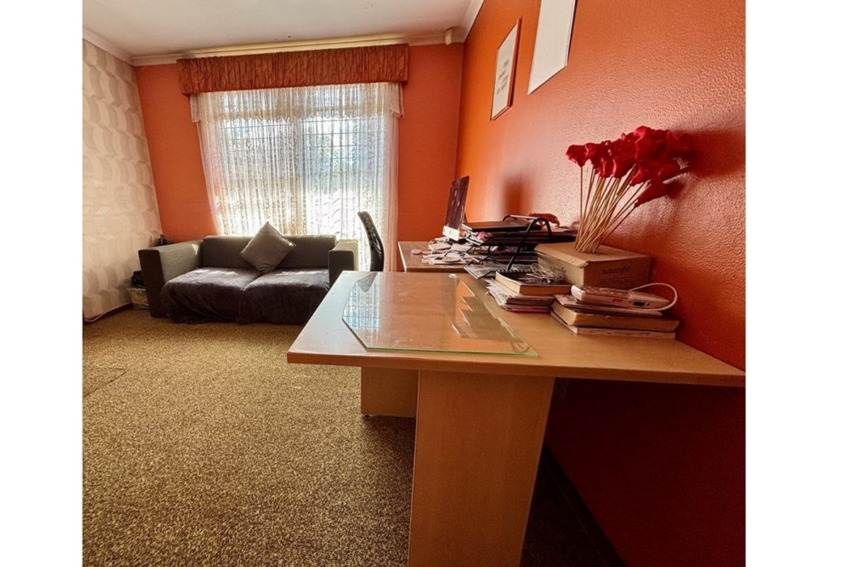 House For Sale in Sasolburg Ext 23, Sasolburg - Photo 2