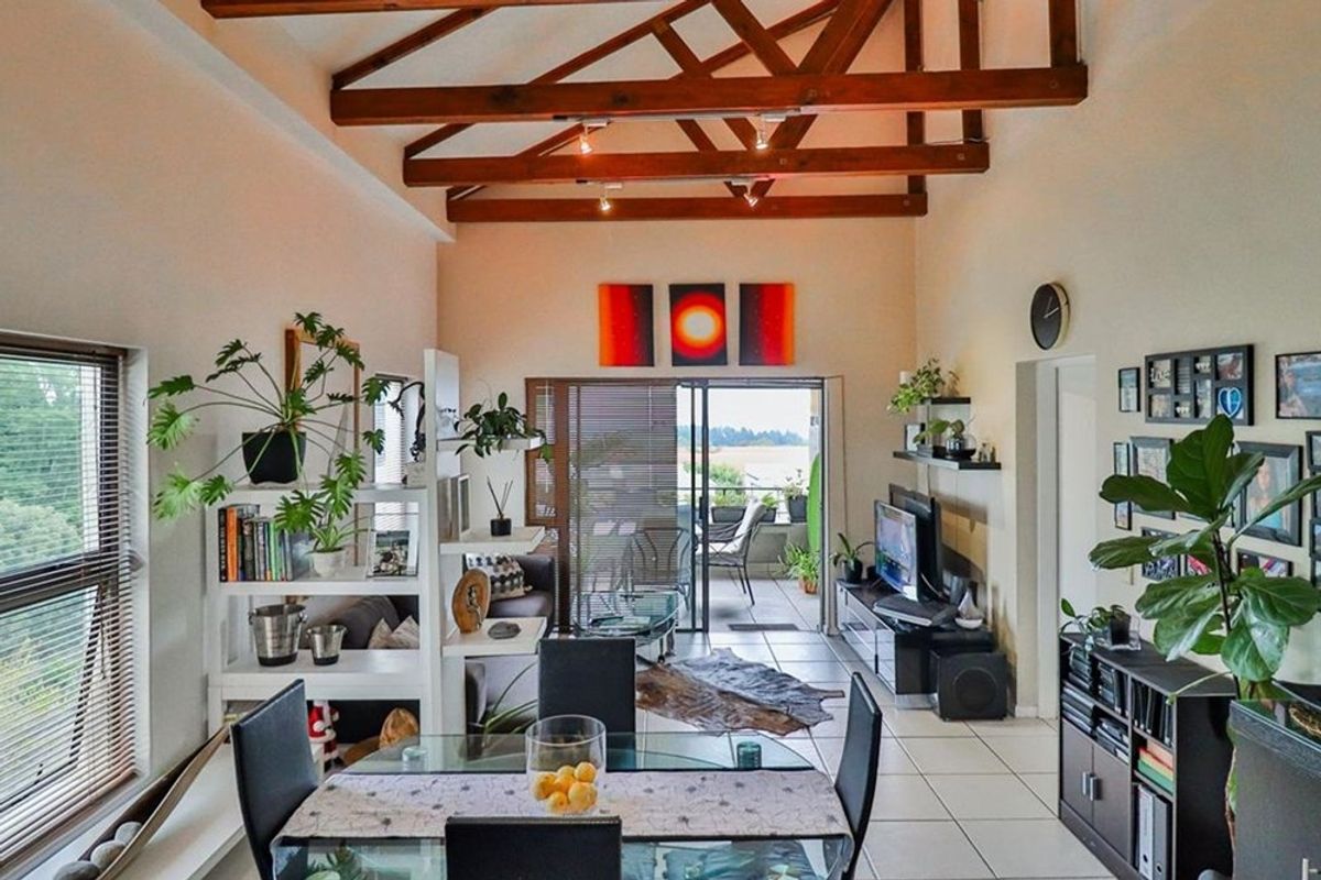 Apartment For Sale in Bryanston, Sandton - Photo 5