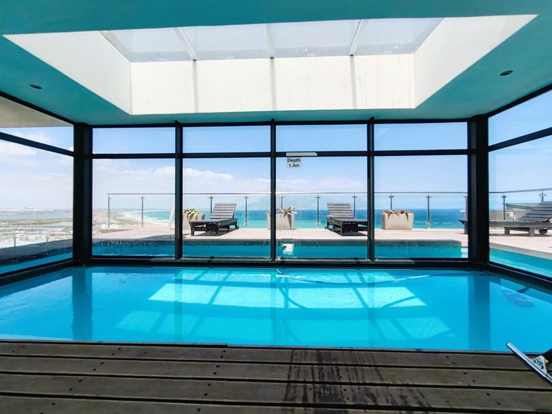 Penthouse Apartment For Sale in Table View, Blouberg - Photo 2