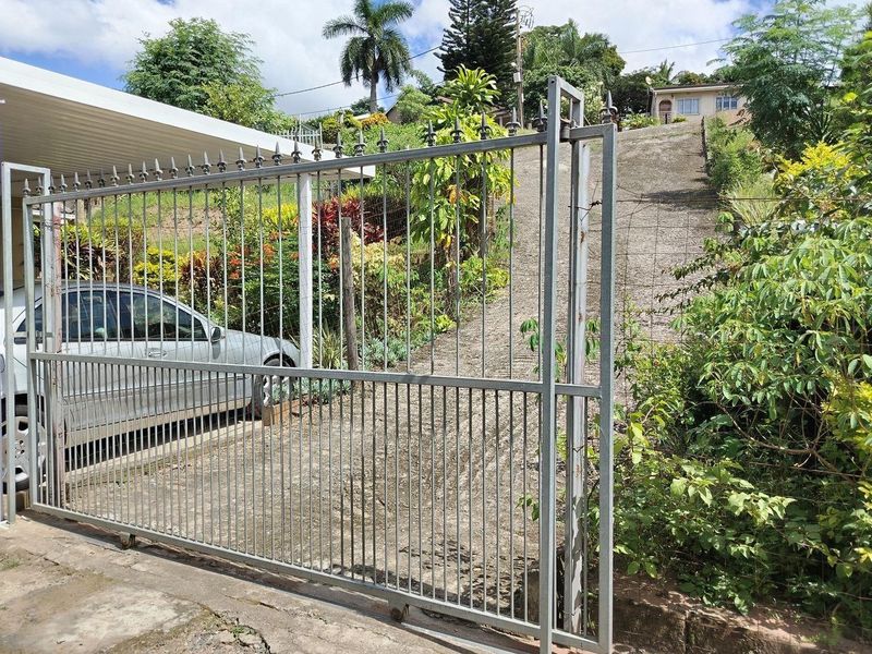 3 Bedroom Freestanding House for Sale in Verulam, KwaZulu Natal - Photo 9