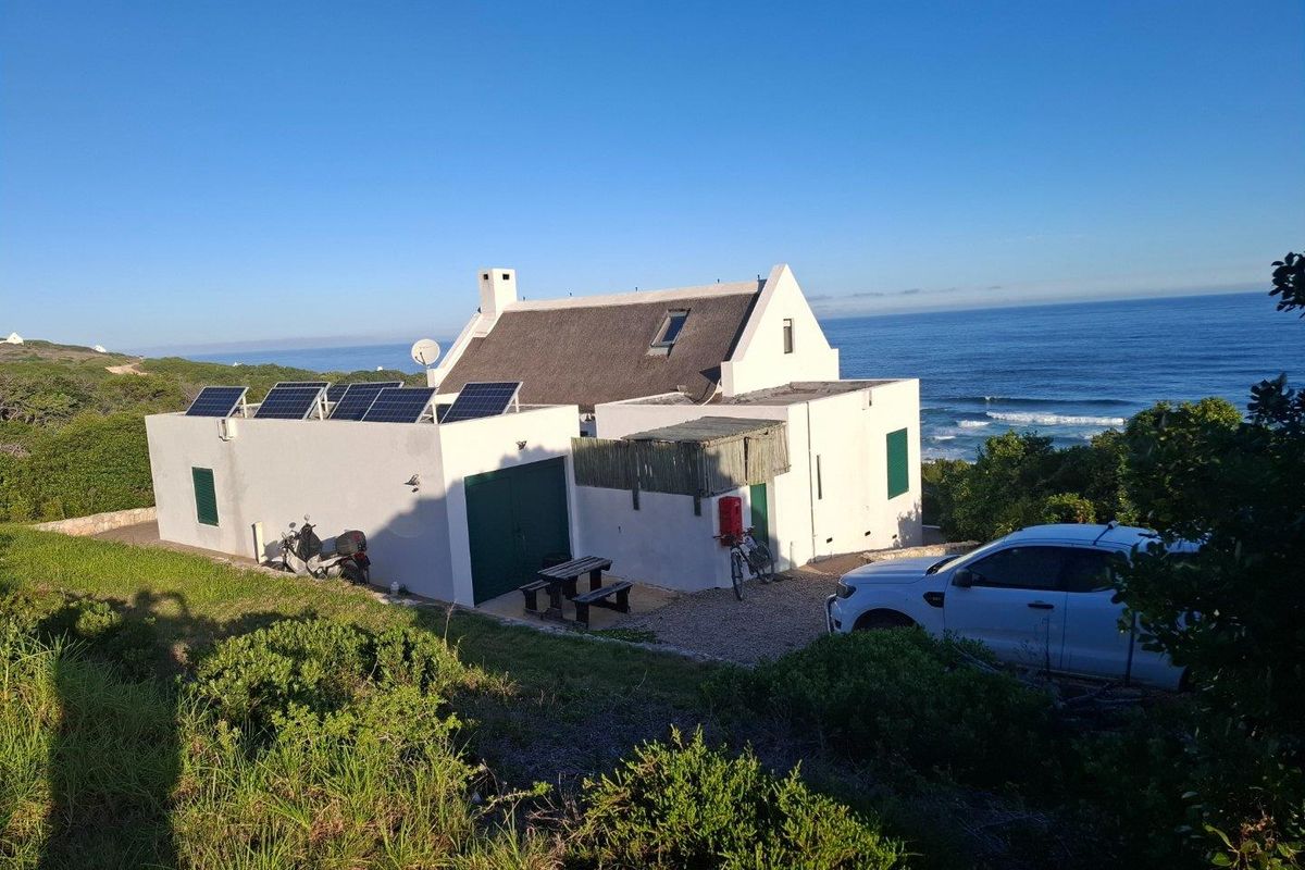 House For Sale in Fynbosstrand, Stilbaai Rural, Stilbaai - Photo 2