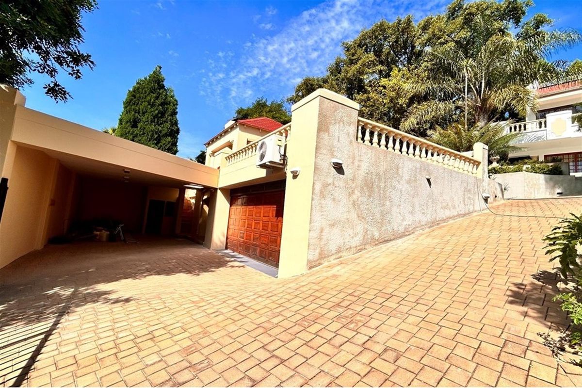 House For Sale in Waterkloof, Pretoria - Photo 4
