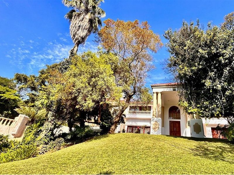 House For Sale in Waterkloof, Pretoria - Photo 1