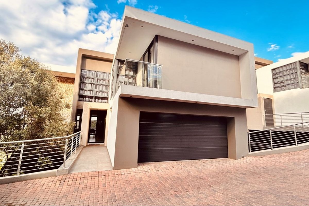 House For Sale in Waterkloof Ridge, Pretoria - Photo 2