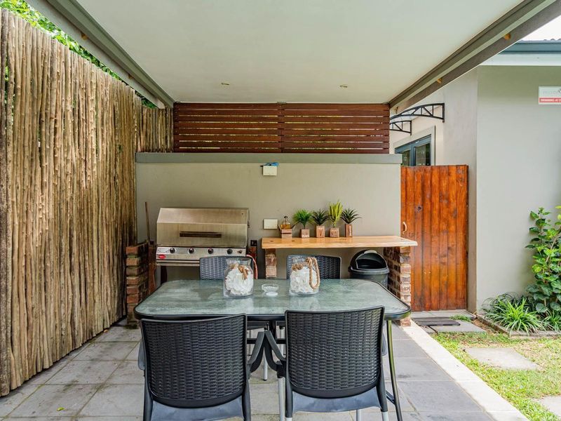 Guest house Plus House in a prime Location in Umhlanga - Photo 10