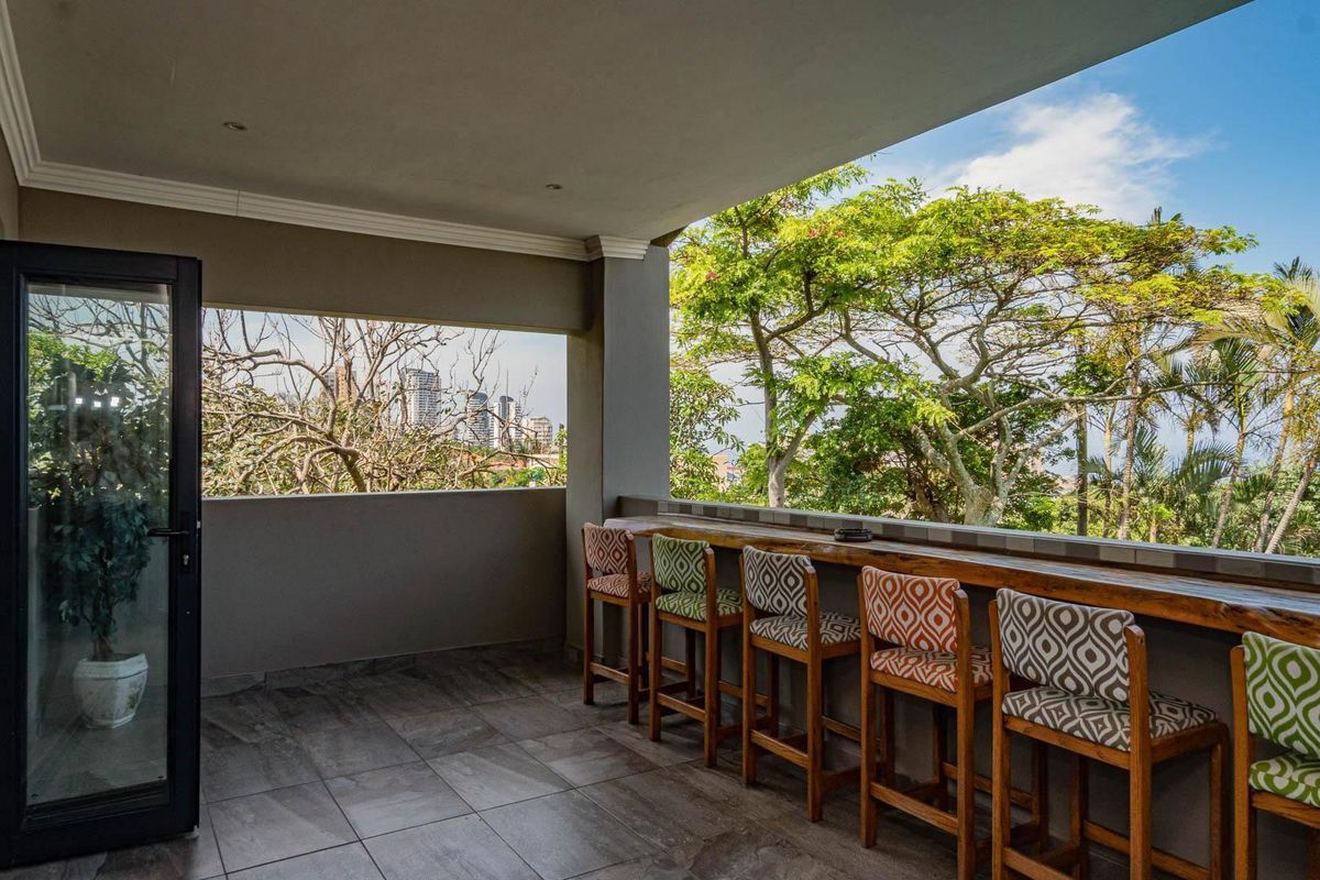 Guest house Plus House in a prime Location in Umhlanga - Photo 3