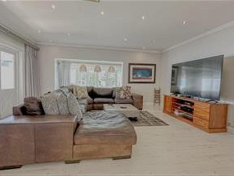 House For Sale in Umhlanga, KwaZulu Natal - Photo 9