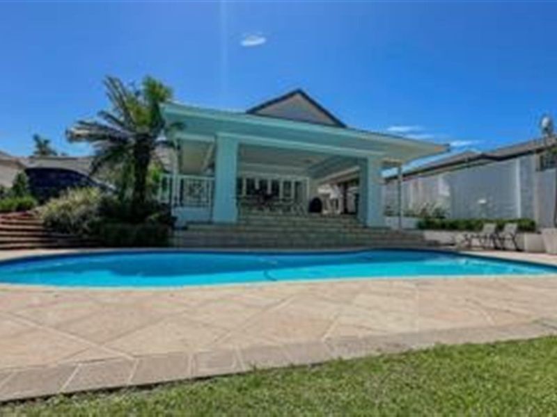 House For Sale in Umhlanga, KwaZulu Natal - Photo 1