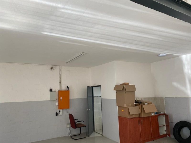 Warehouse For Sale in Cornubia, KwaZulu Natal - Photo 4