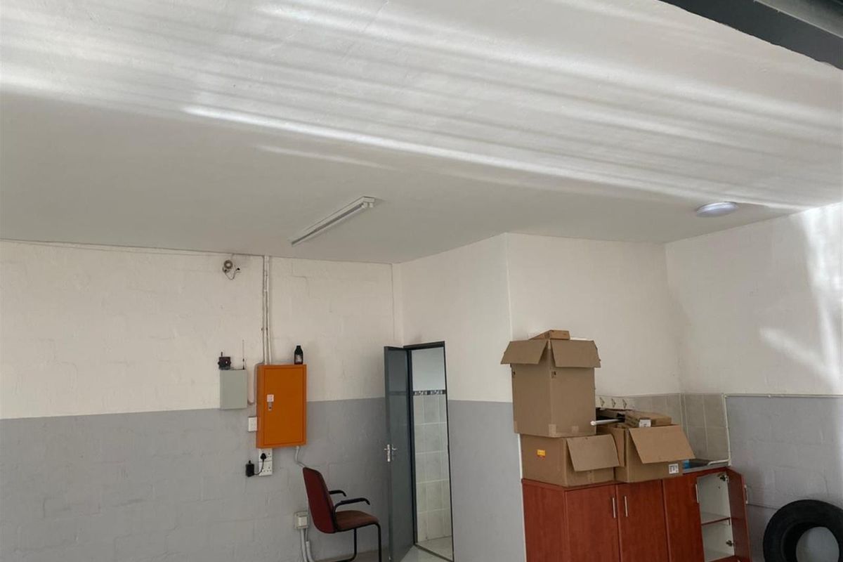 Warehouse For Sale in Cornubia, KwaZulu Natal - Photo 4