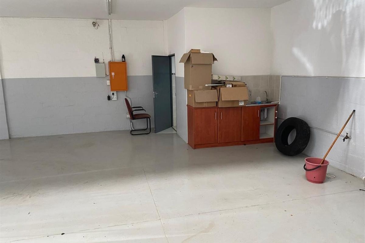 Warehouse For Sale in Cornubia, KwaZulu Natal - Photo 3